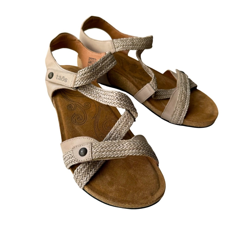 NWOT Taos Trulie Beige Cork Slingback Wedge Sandals